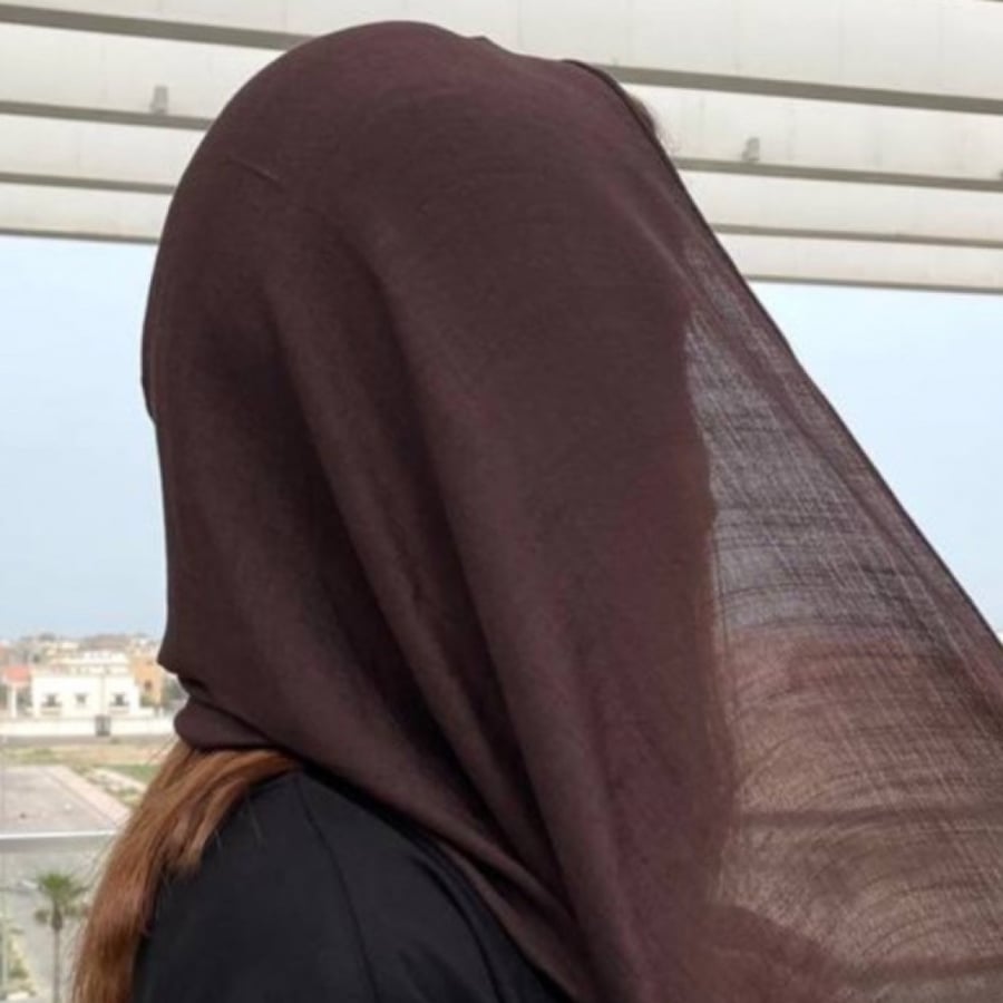 طرحه لون بني ساده