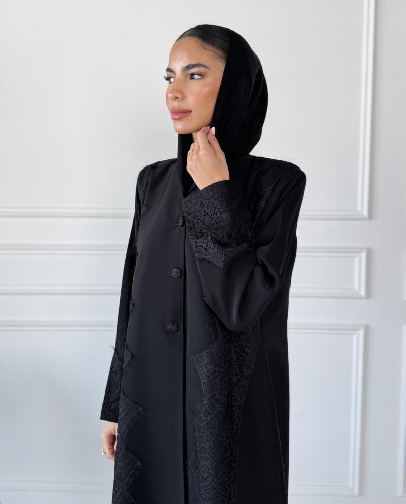 عباية سوداء دانتيل ا نجمة تماراي