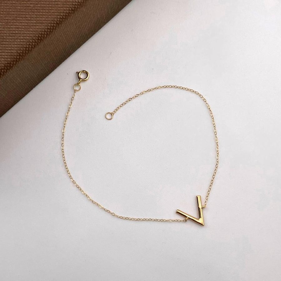 Soft chain, global design, pure gold, 18 karat