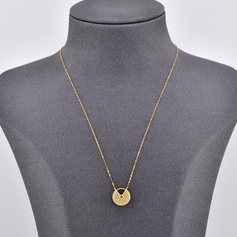 Soft necklace with international design, pure zircon