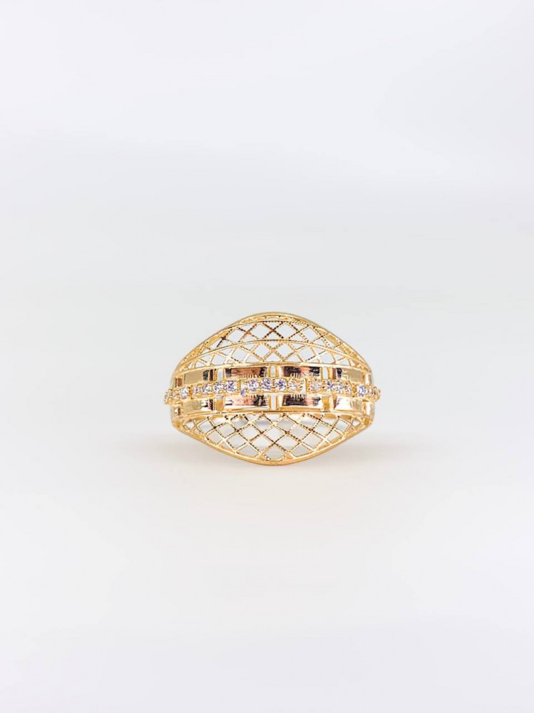 Design dome ring in the center of Zarkoni pure 21-karat gold