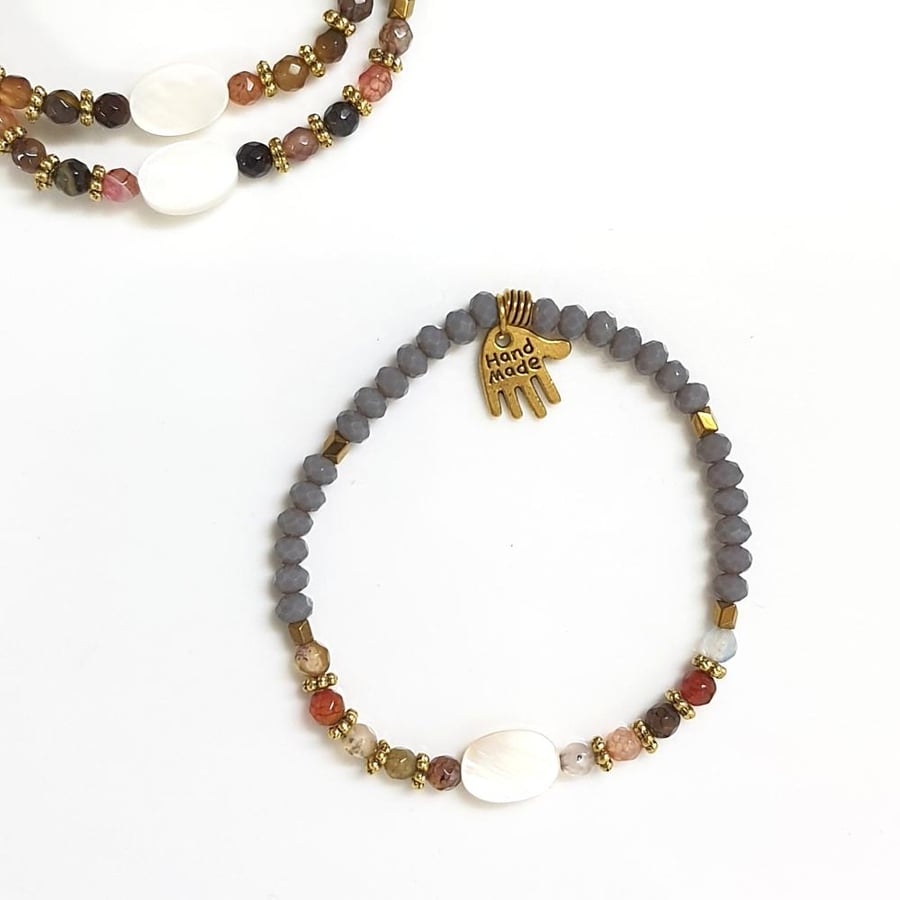 Coral bracelet - gray from natural stones