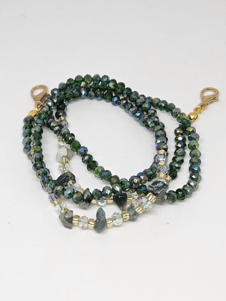 Elegant glasses chain - green