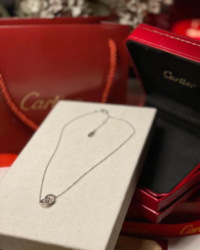 سلسال car فضي