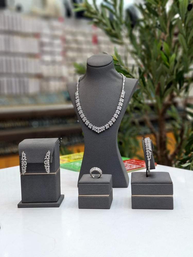 The complete silver set, elegant calmness, and distinction far from pretentiousness