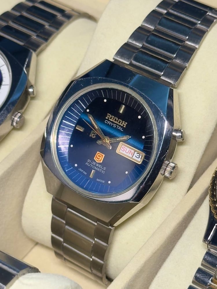 Ricoh 9 Crystal Automatic Blue