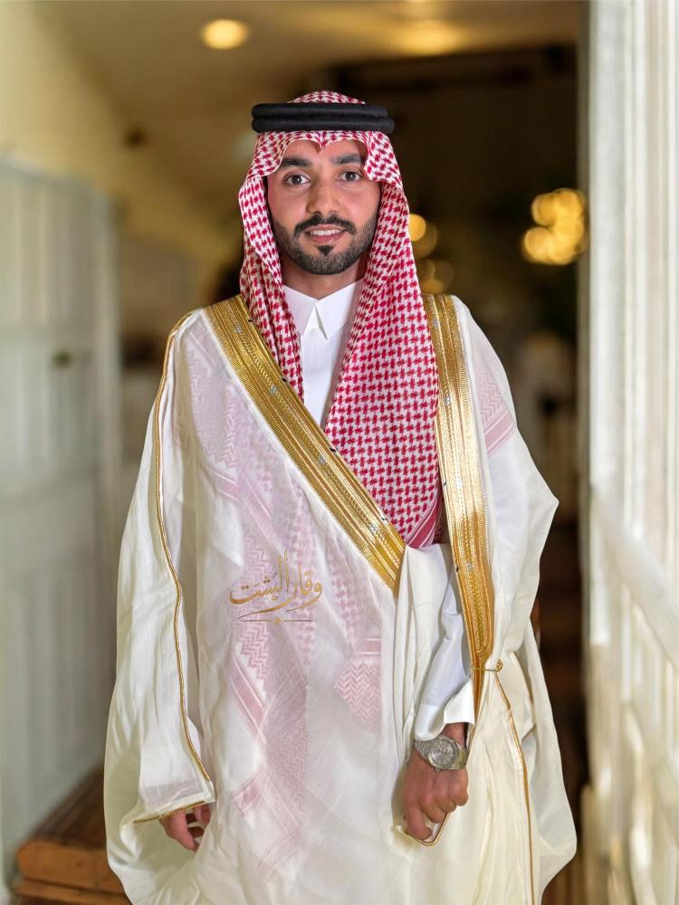 البشت الخاص دقه ملكي الاسود