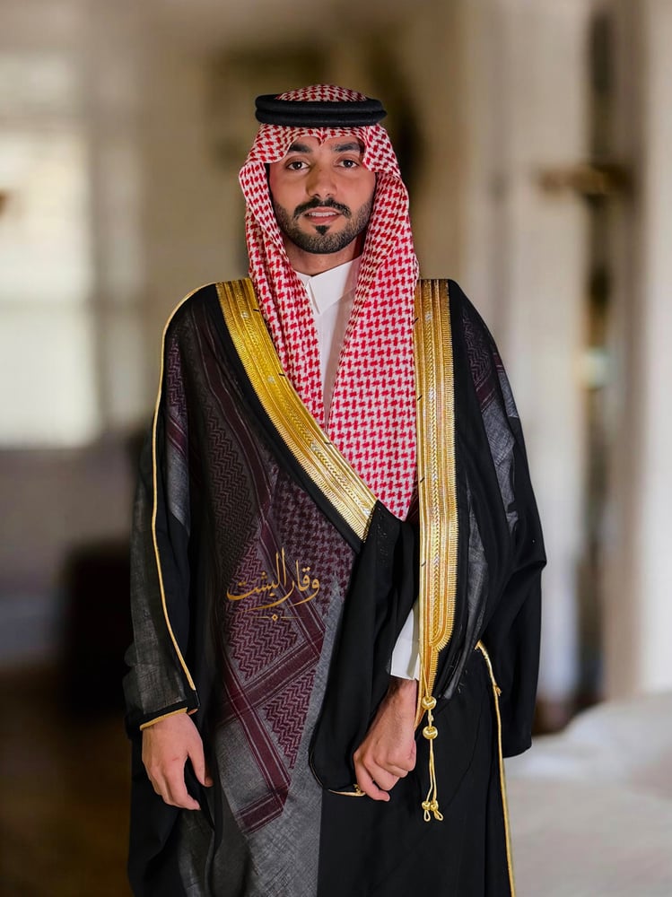 البشت الخاص دقه ملكي الاسود