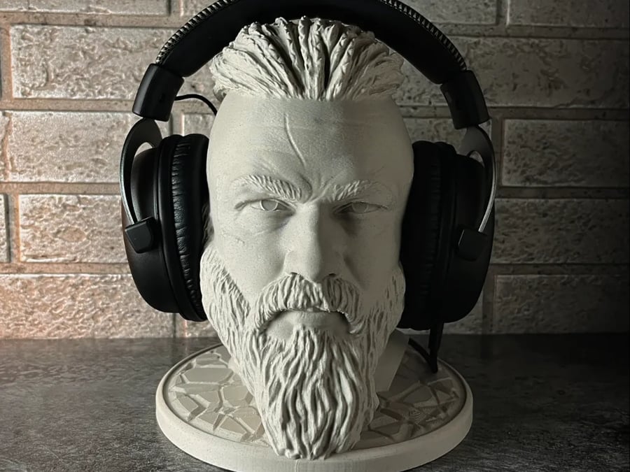 Ragnar Lothbrok figure