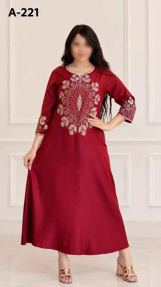 جلابيه ساده مطرزه كم طويل A-221
