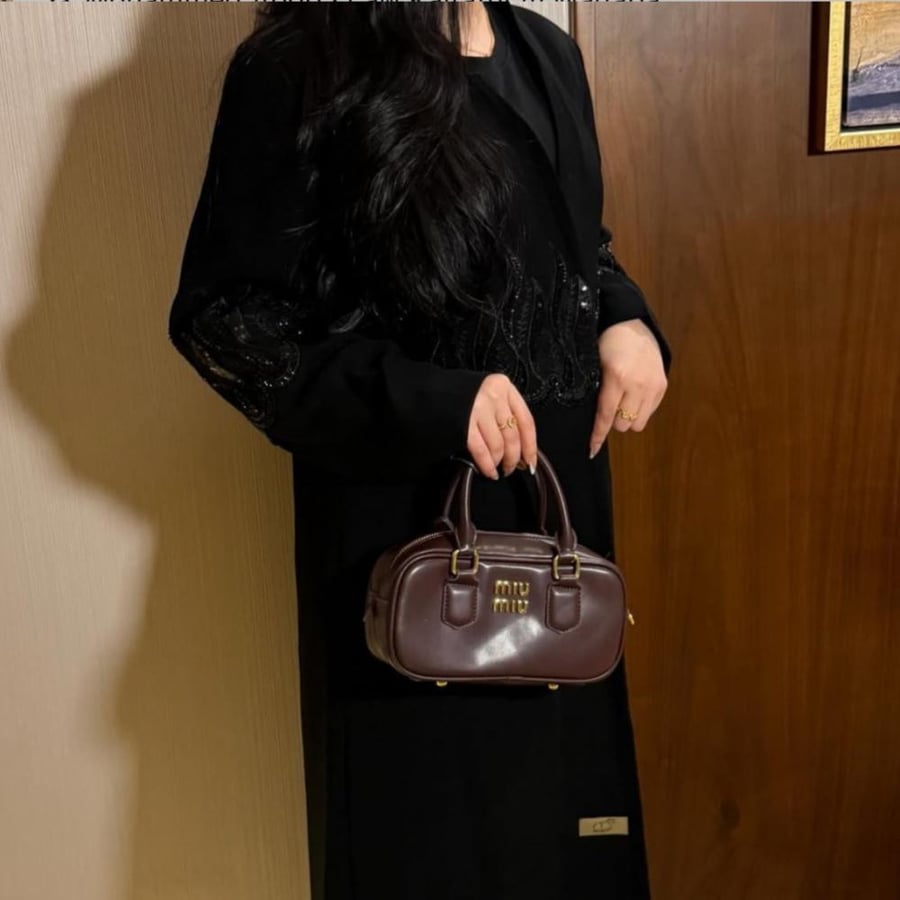 أصيلة الكرستال الأسود المزدوج