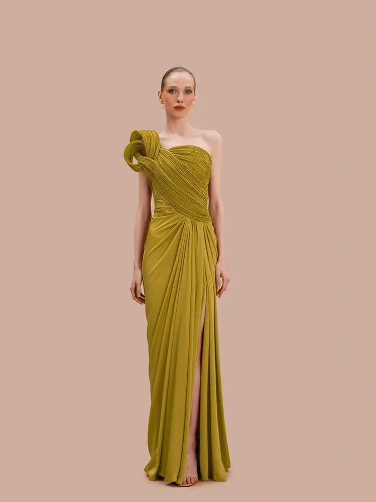 فستان نسائي – KENZEL – طويل بكتف واحد وكسرات – 38-44 – Made in turkey