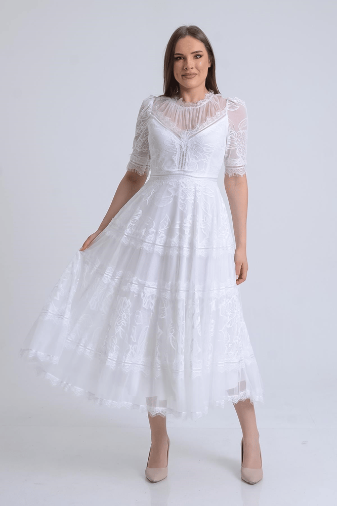 فستان سهرة – springstore – بأكمام قصيرة وتصميم من الدانتيل