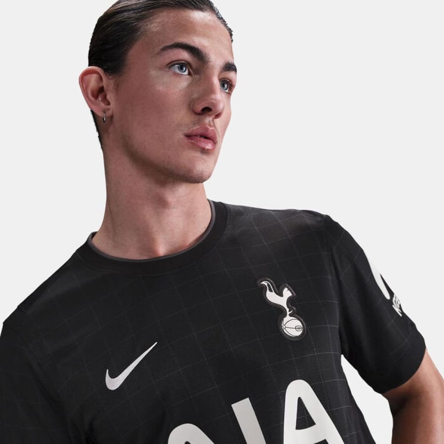 طقم توتنهام الأسود 2027 | Tottenham