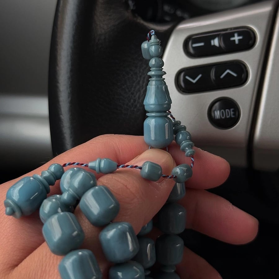 Buckle prayer beads
