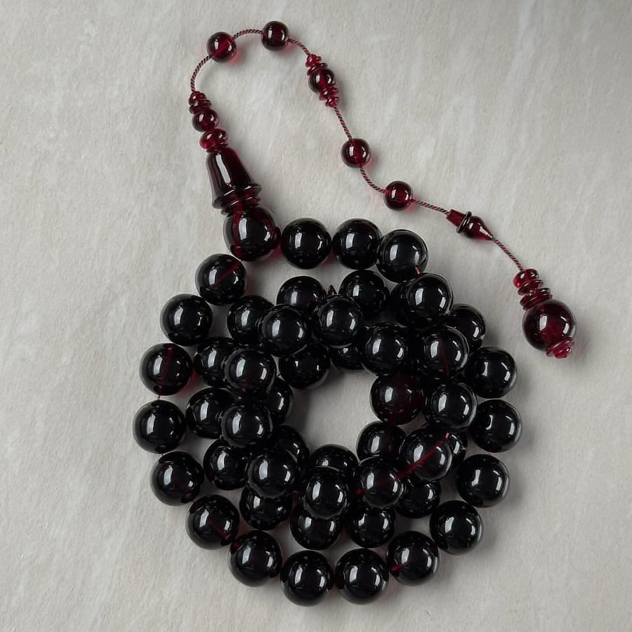 Buckle prayer beads