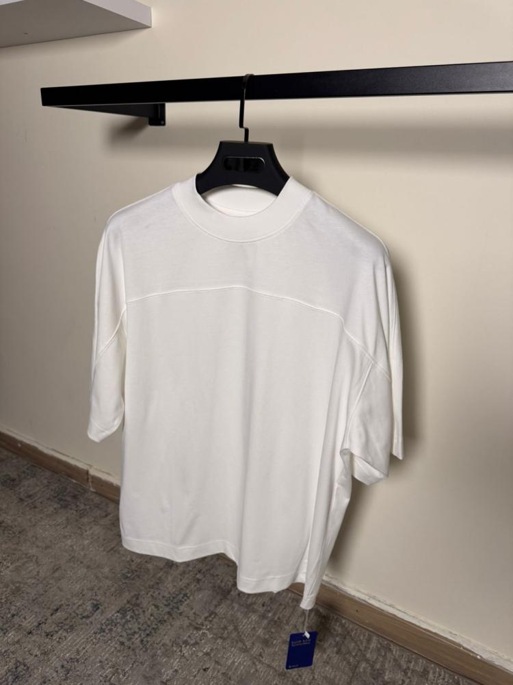 White box T-shirt