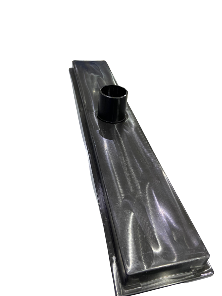 صفاية بلاستيك أسود مع رداد يوجد مقاسين | Black Plastic Drain with Grid, Available in Two Sizes