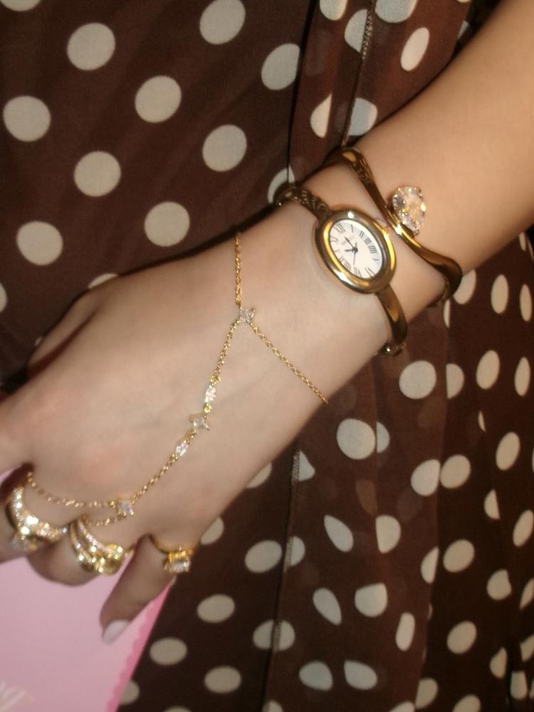 اسورة Crystal ذهبي مفتوح