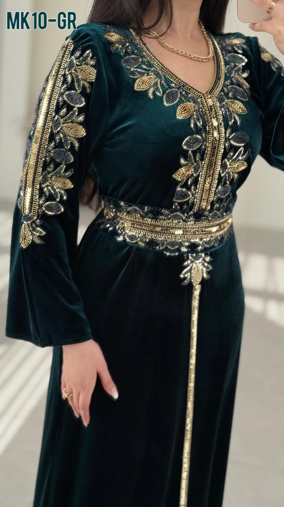 عباية مخمل