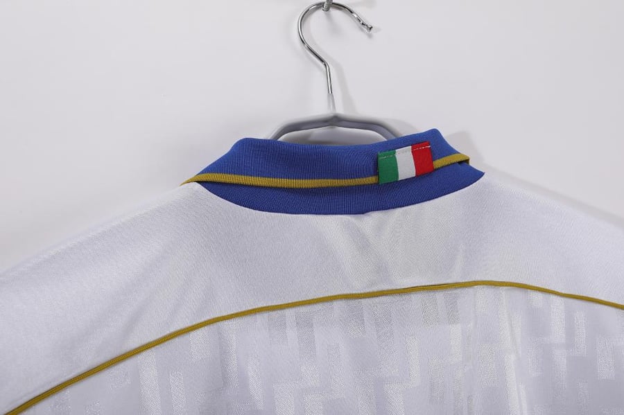 تيشيرت منتخب إيطاليا 1995