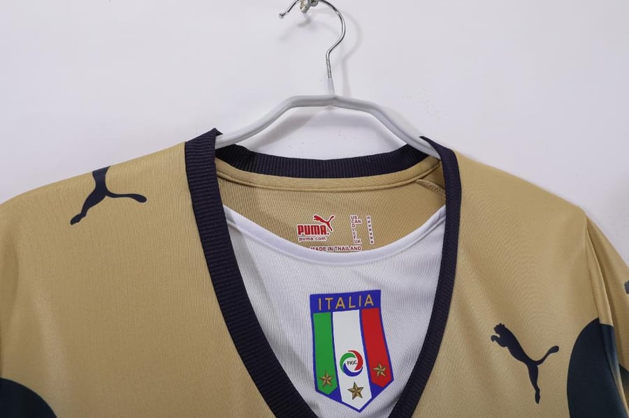 تيشيرت منتخب إيطاليا الحارس 2006