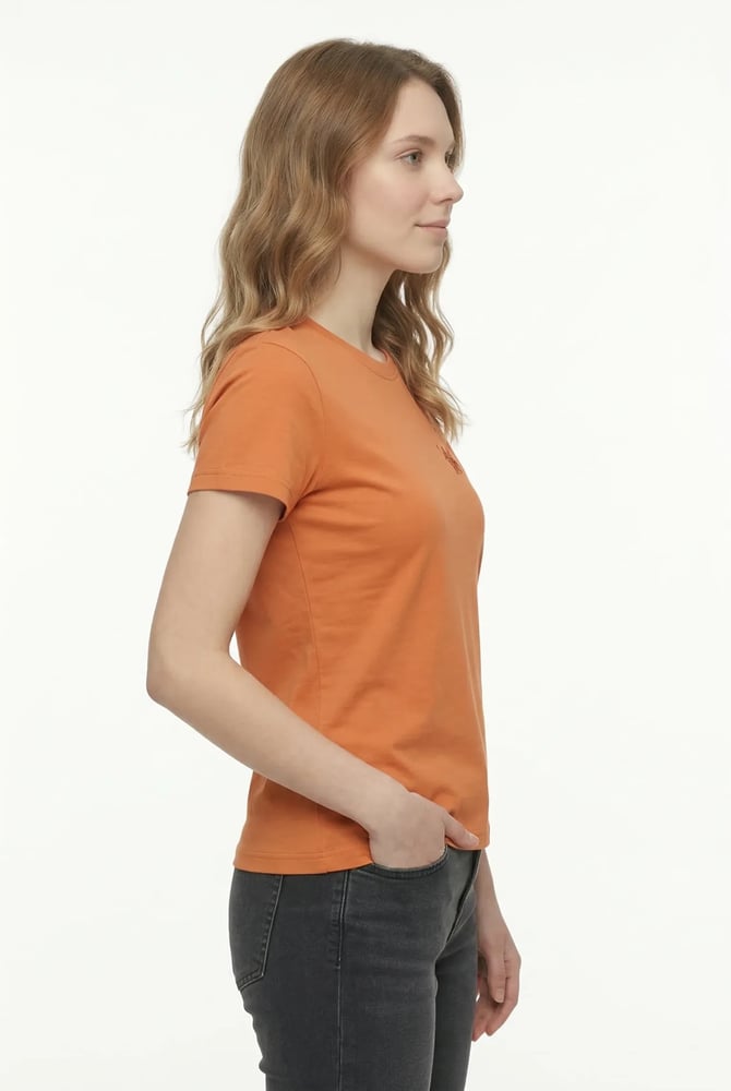 Women's basic orange t-shirt, regular fit