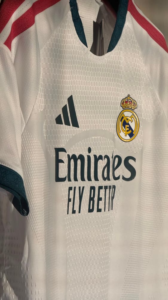 تيشيرت ريال مدريد الاساسي 2026/27