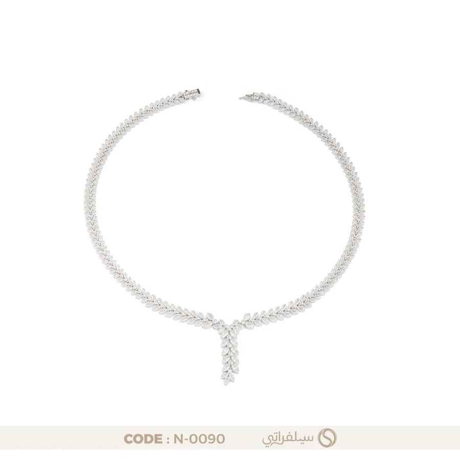 قلادة آرا فضة عيار 925 مرصعة بالزركون مطلية روديوم (N-0090)
