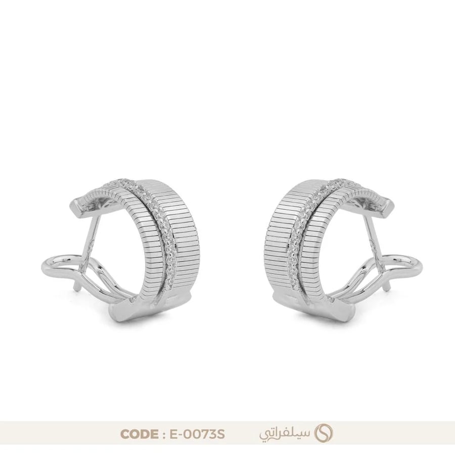 حلق فضة عيار 925 مرصع بالزركون بتصميم مخطط، مطلي روديوم (E-0073S)
