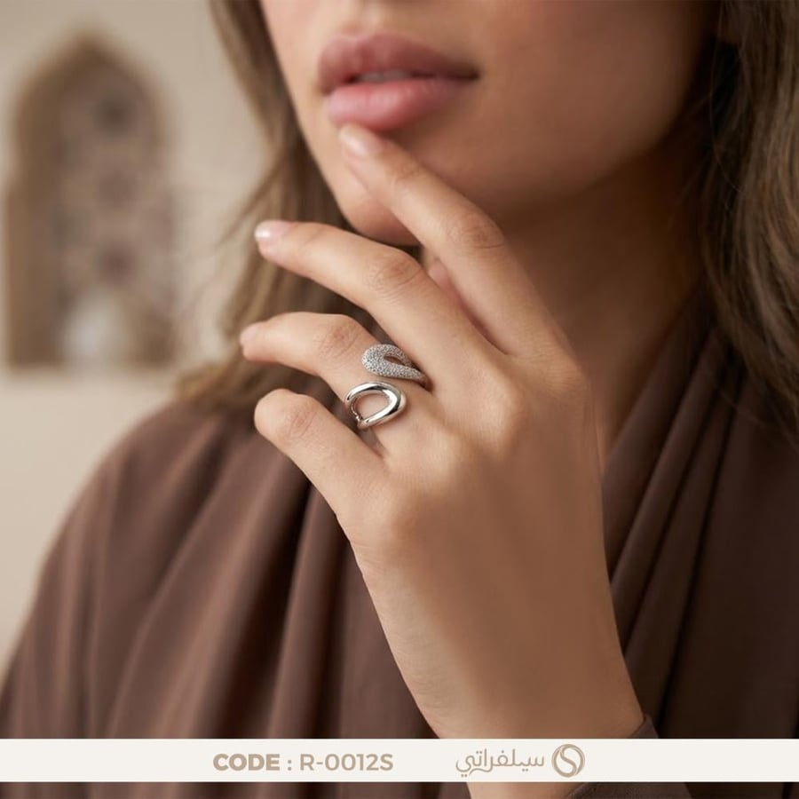 خاتم فضة عيار 925 مرصع بالزركون بتصميم مفتوح مطلي روديوم (R-0012S)