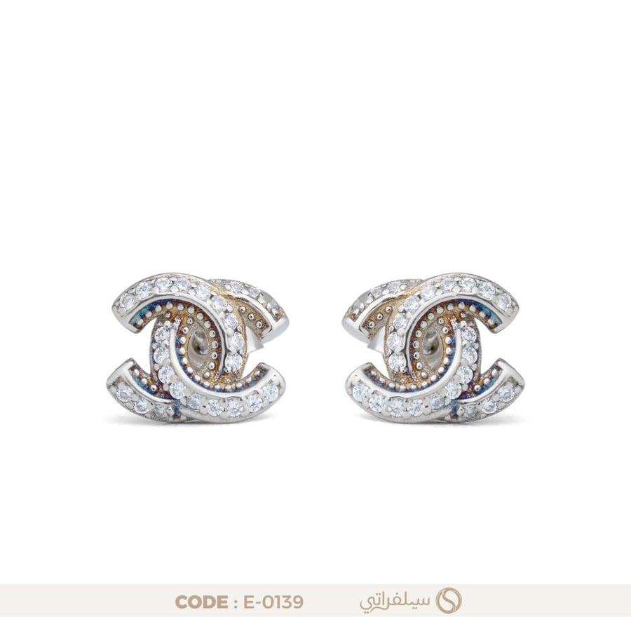 حلق بتصميم C مرصع بالزركون فضة عيار 925 مطلي روديوم (E-0139)