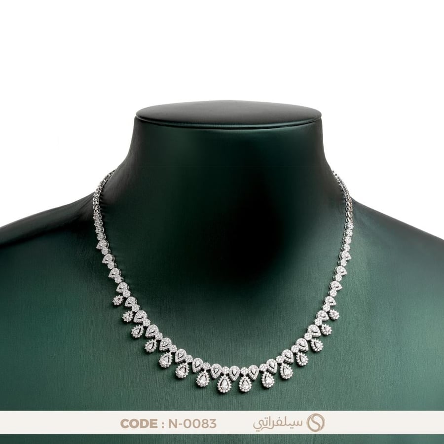 قلادة تشوكر ببريق الماس فضة عيار 925 مطلية روديوم (N-0083)
