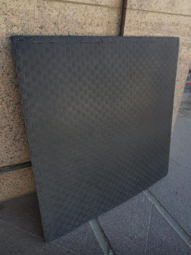 فرشة ارضيات تمارين الرياضية اسود ورمادي Gym floor mat black & gray