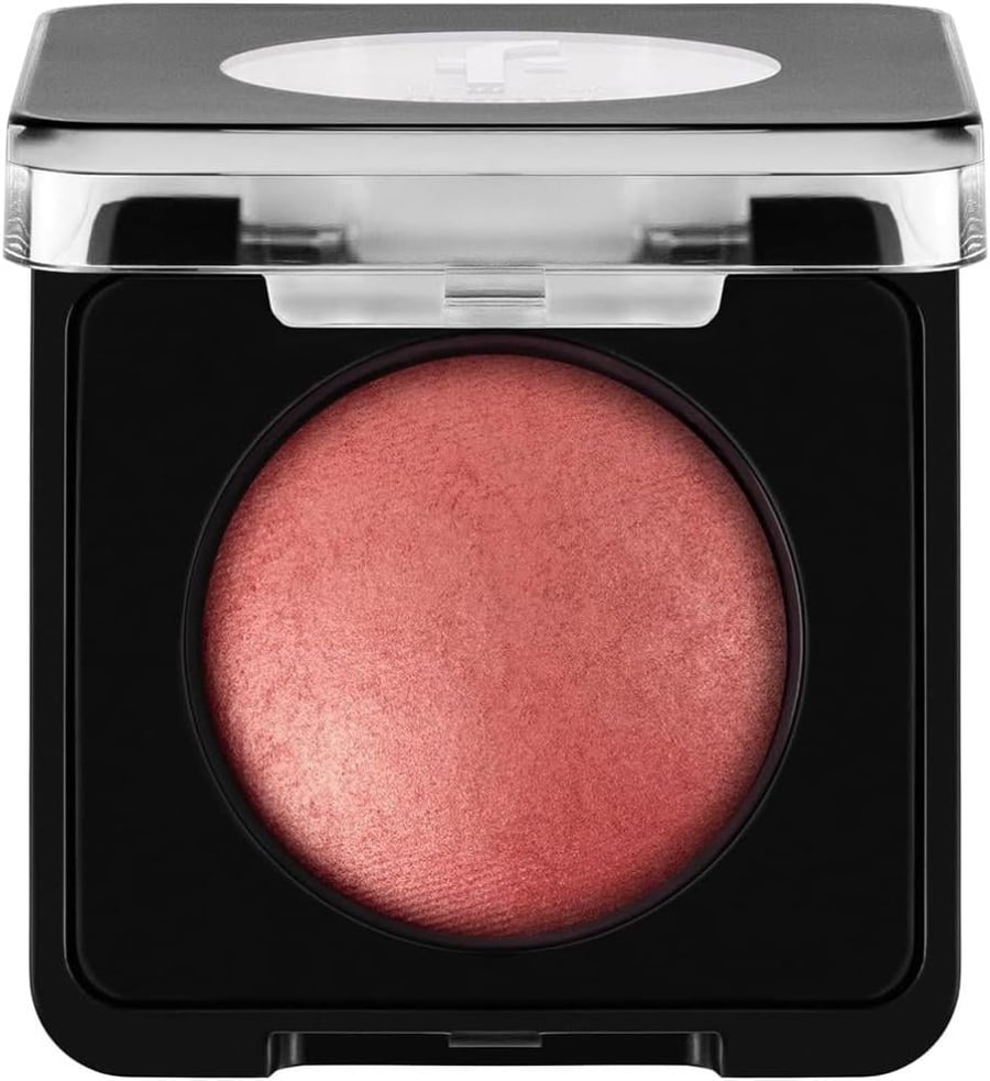 Flormar blush red cheekbone blush.