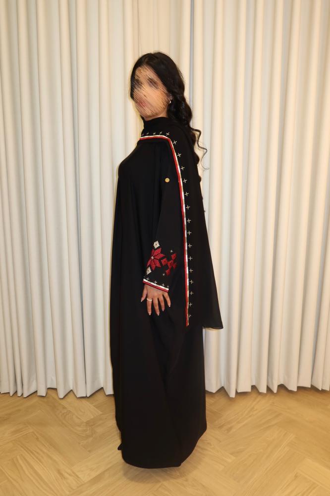 Najdia Abaya | عباية نجدية