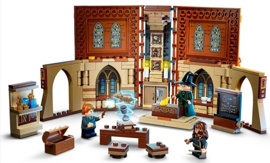 Hogwarts Moment: Transfiguration Class