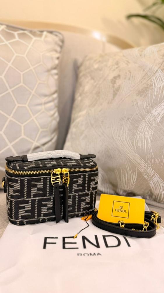شنطة فندي الجديدة