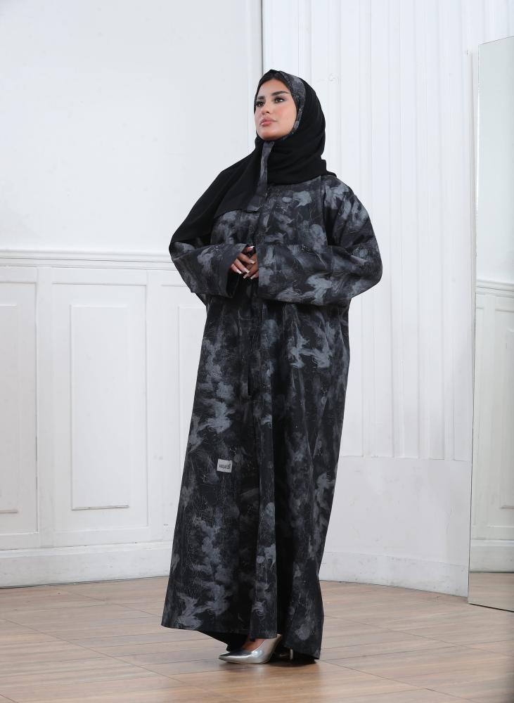 لارا أسود