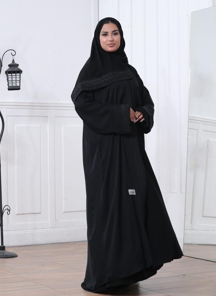 جولي الأسود