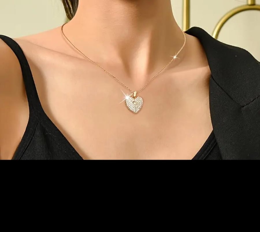 Gold necklace with the name, gold-plated, and decorated with crystal
