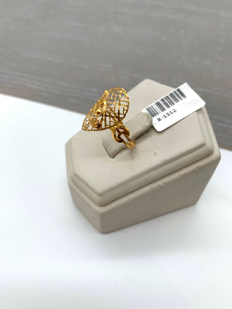 21-karat gold ring