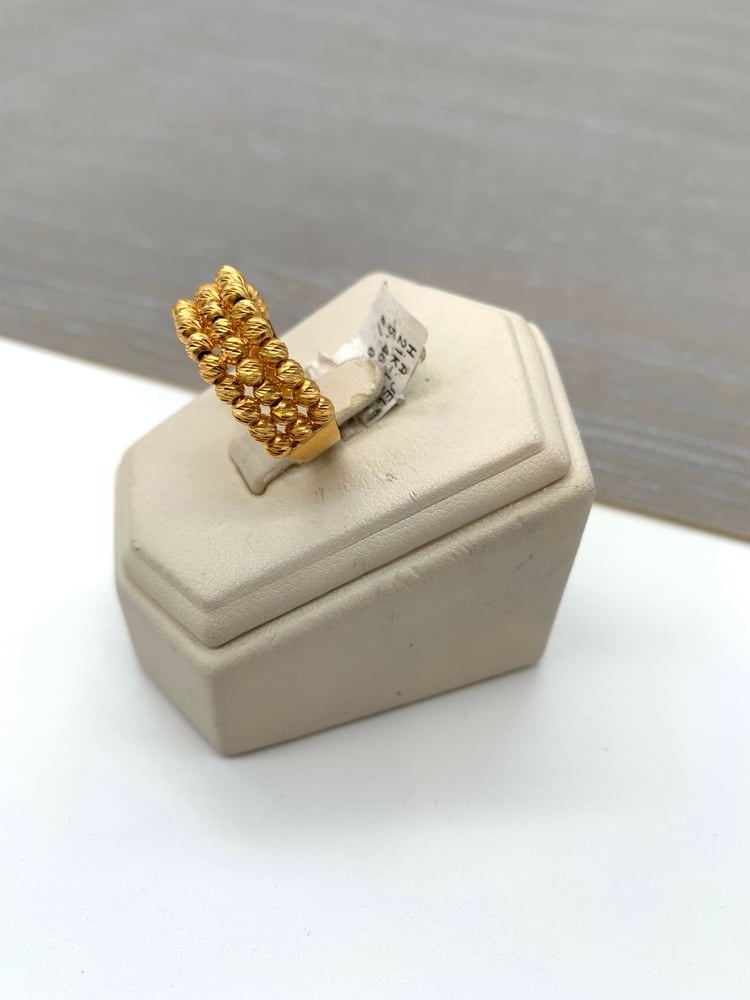 21-karat gold ring
