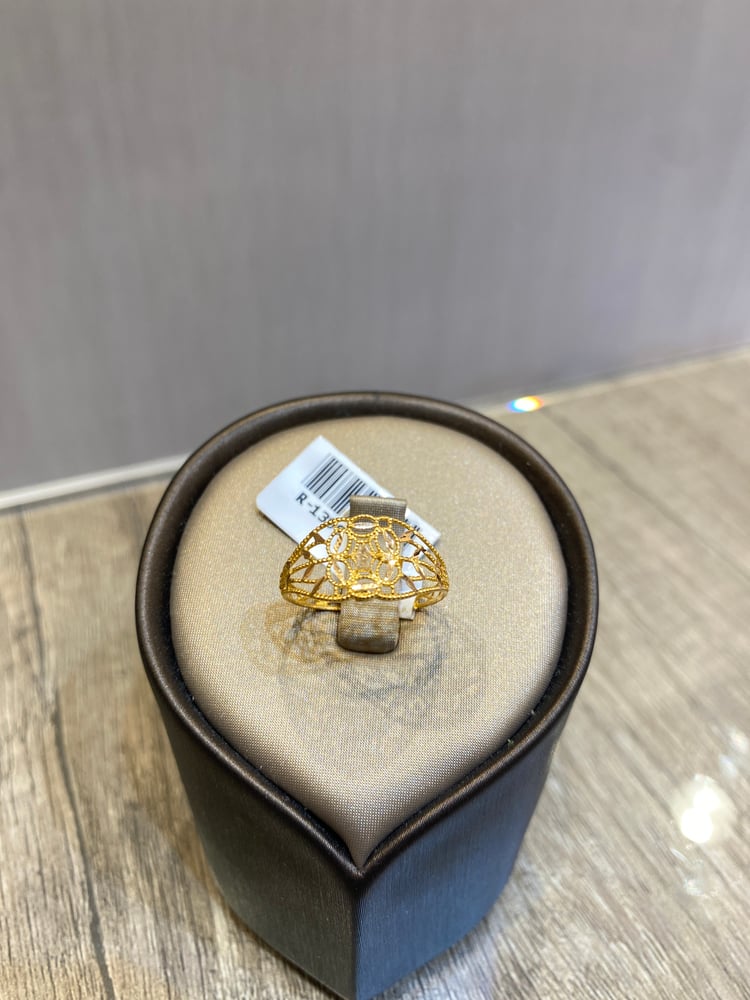 خاتم ذهب عيار 21 / R-1399الوزن 1.03
