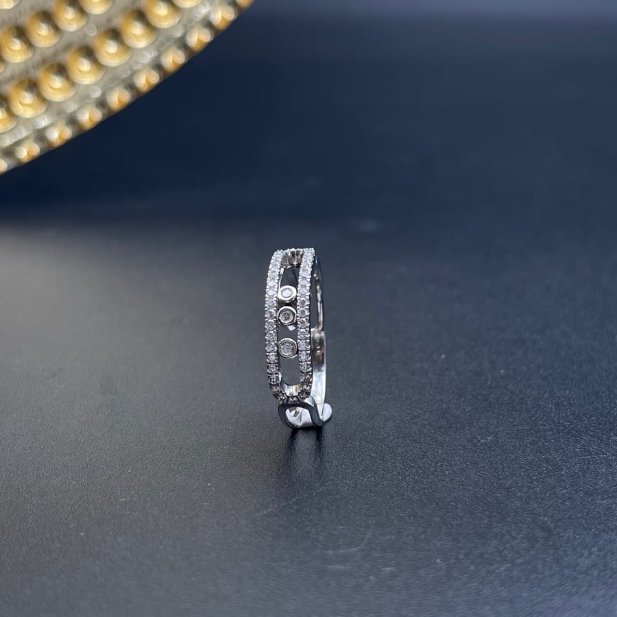 White gold ring 18 karat