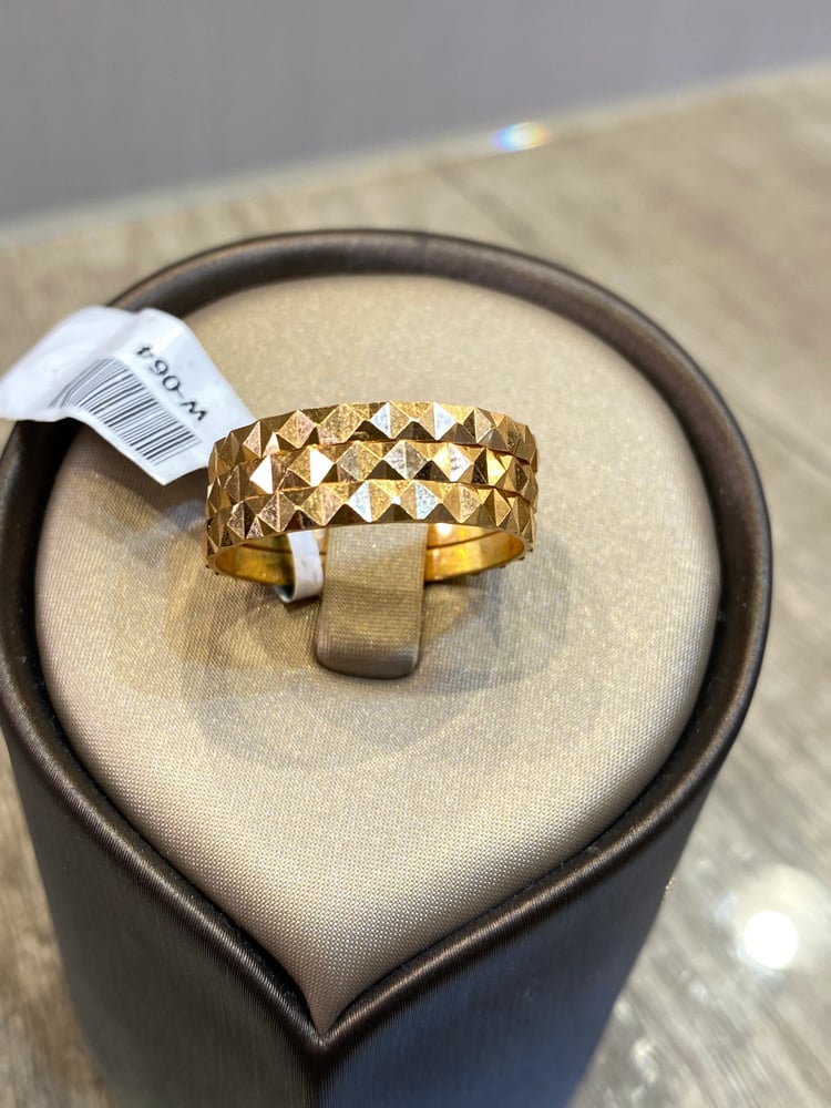 Merami 21-karat gold / W-064