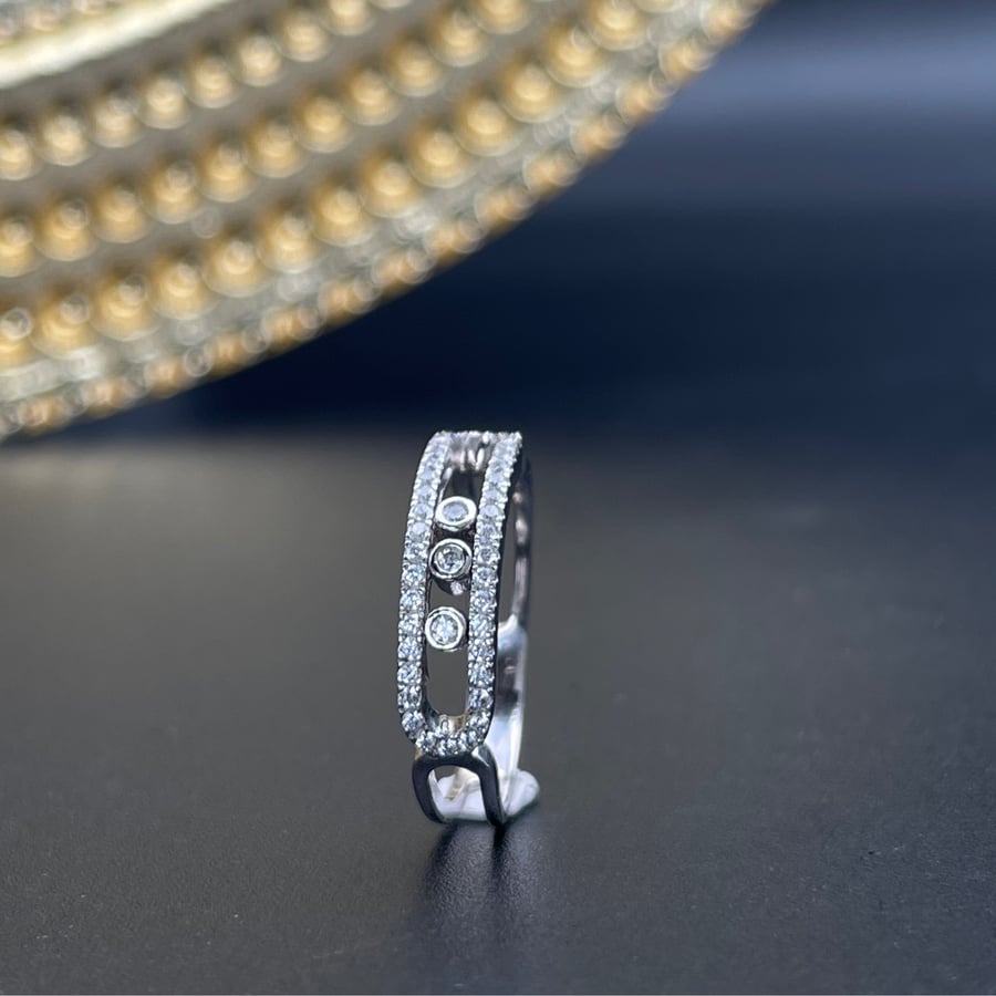 White gold ring 18 karat