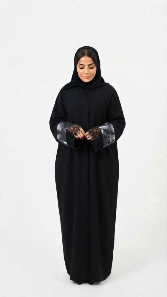 عباية لانا