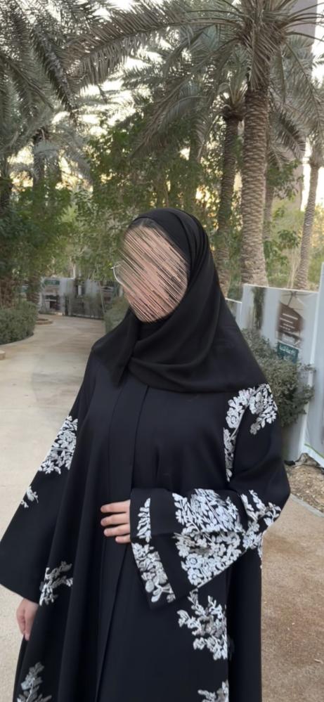 عباية ساره