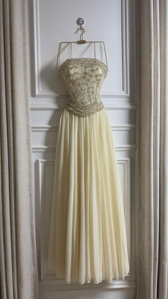 فستان نسرين